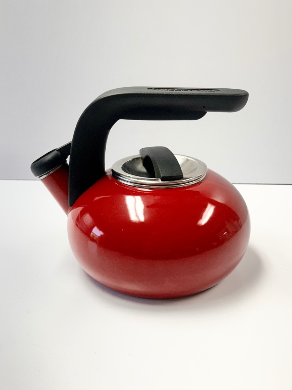 Kitchenaid 1.5 Qt Red Stovetop Whistling Tea Kettle Stainless Steel Enamel